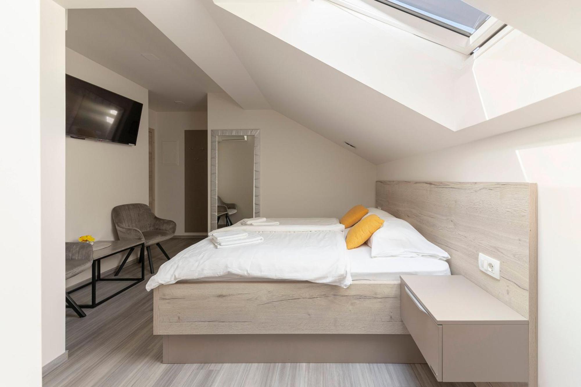 Rooms S Center Slovenske Konjice Ngoại thất bức ảnh